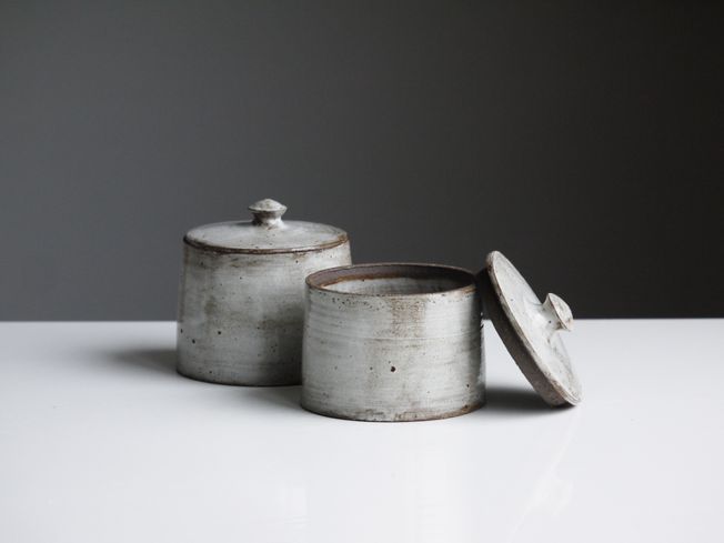 Jar (w. lid)